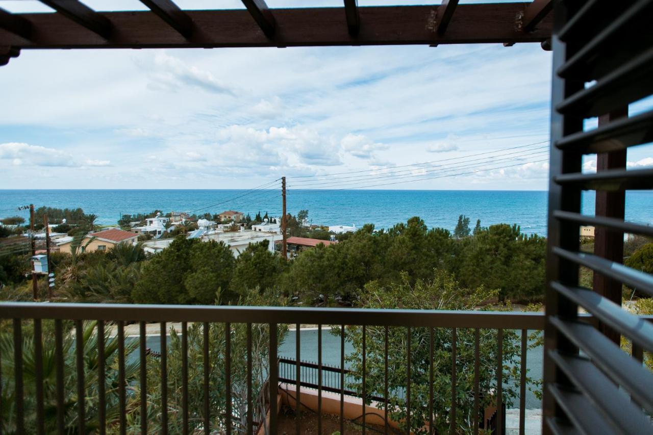 Seaclusion Vacation Villa Pomos Exteriér fotografie
