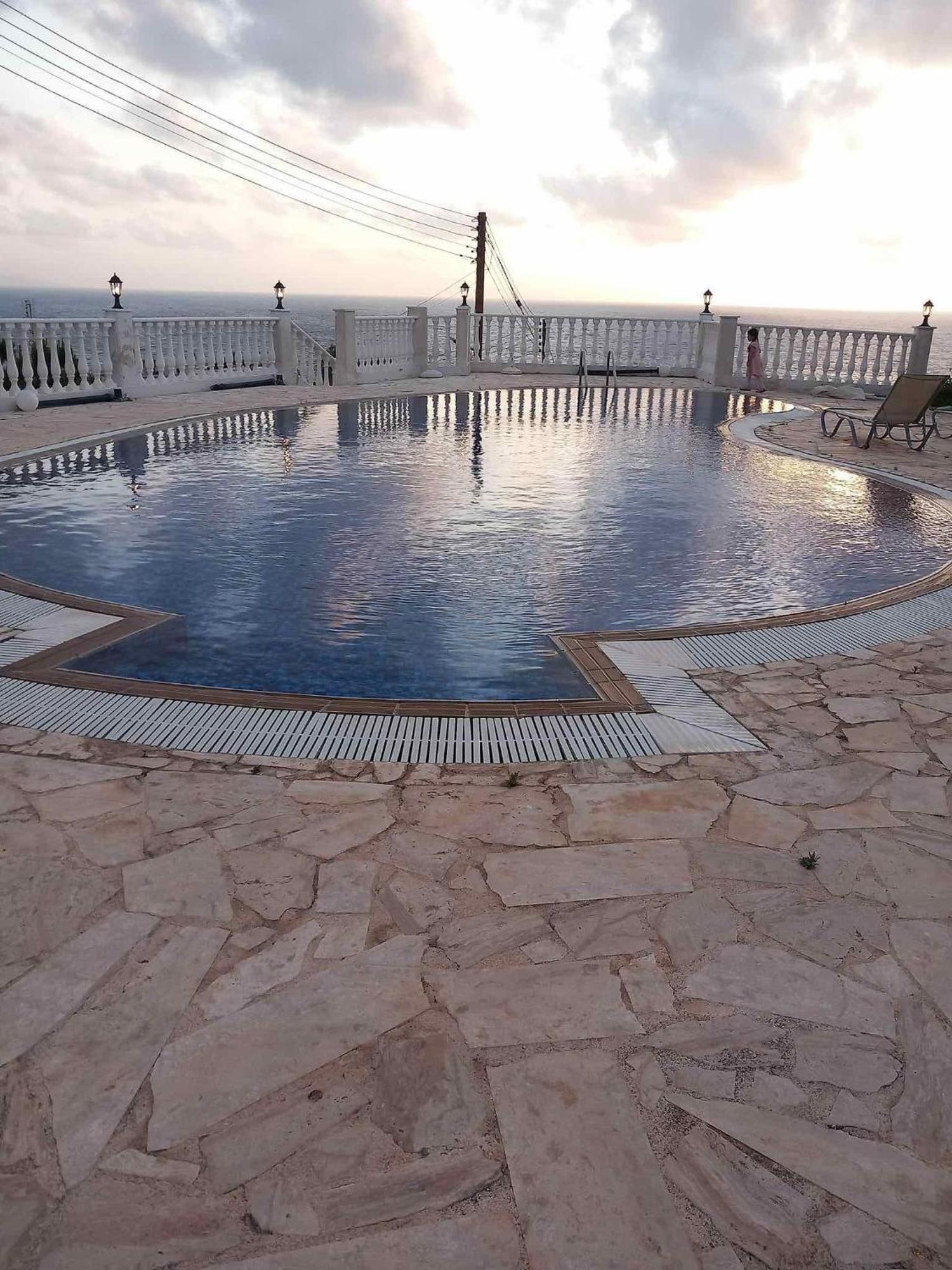 Seaclusion Vacation Villa Pomos Exteriér fotografie